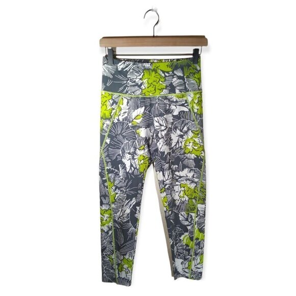 𝅺natori N-Power Petals Printed Legging Pants Size S - Picture 1 of 3